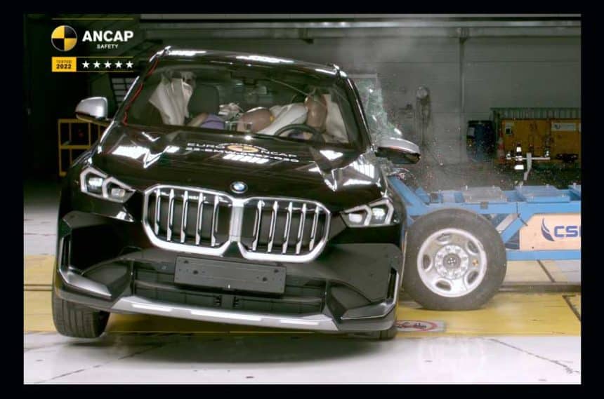 BMW X1 Dapat Bintang Lima