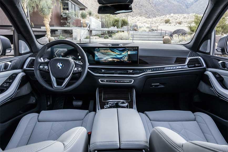 Interior BMW X5 Facelift 2024