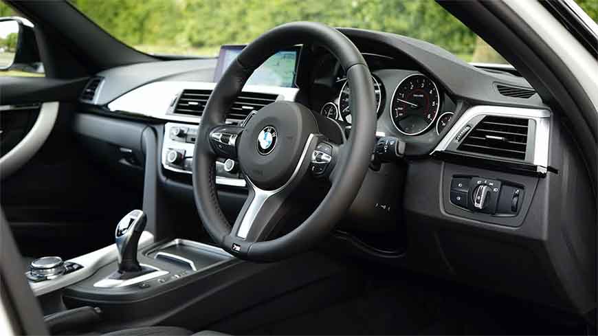 Interior Nyaman BMW