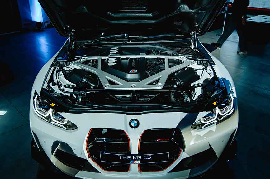 Ruang Mesin BMW M3 CS
