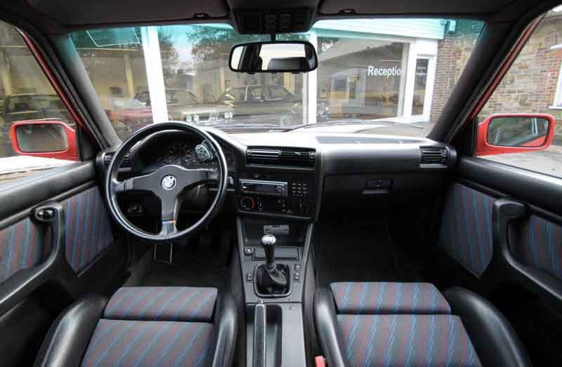 Interior BMW E30 M3 Ravaglia