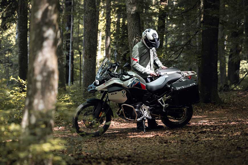 The new BMW F 900 GS Adventure