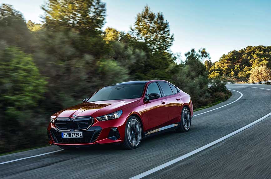 Jarak Tempuh BMW i5 M60