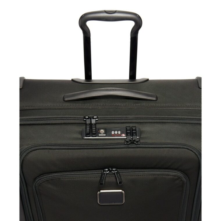 T U MI Alpha 3 Extended Trip Expandable 4 Wheeled Packing Case - Black - Image 3