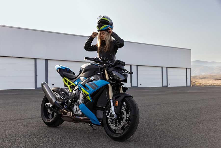 The new BMW S 1000 R