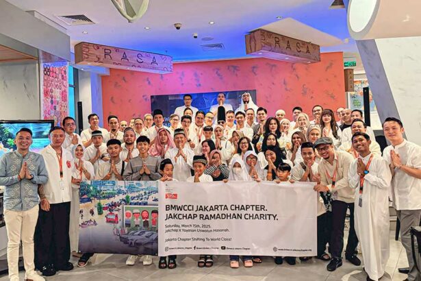 Buka Puasa Bersama Anak Yatim