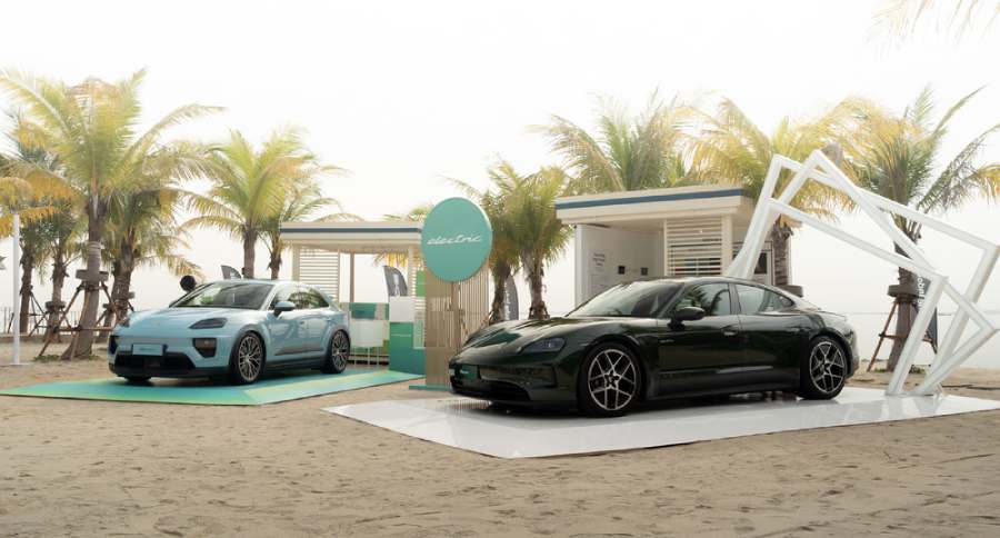 Porsche Experience Bay: Sensasi Mobil Listrik di Tepi Laut Jakarta 2 Porsche Experience Bay 2025