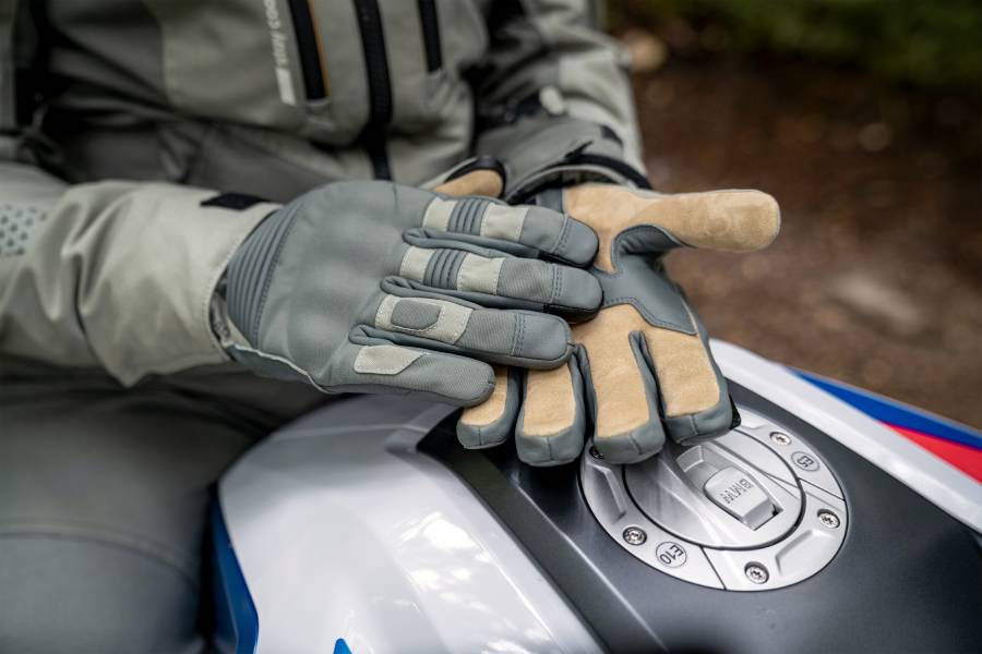 BMW Motorrad Perkenalkan Clothing Collection 2026 4 Reschen GORE-TEX Gloves