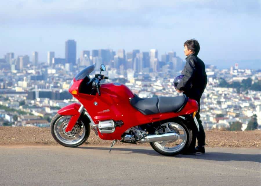 50 Tahun BMW RS: Evolusi Motor Sport Touring dari BMW Motorrad 4 BMW R 1100 RS